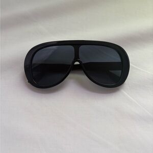 Black Oversized Sunglasses